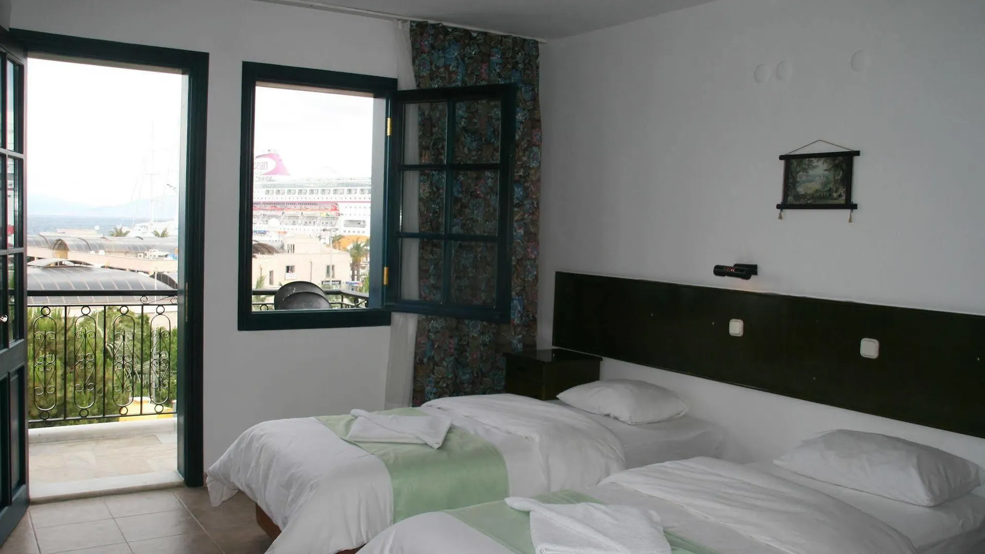 Liman Hotel Kusadası